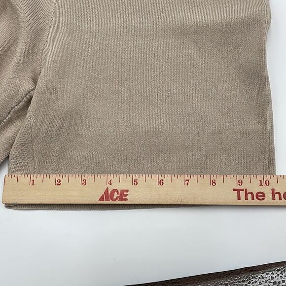 NWTS WAYF’98 knit bike shorts in Sahara sand - Picture 8 of 10